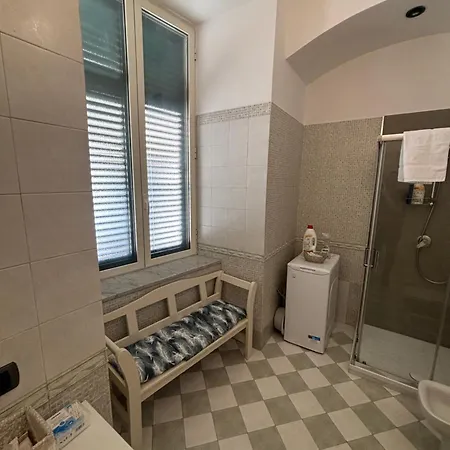 Oda ve Kahvaltı La Casa Di Luca 4*